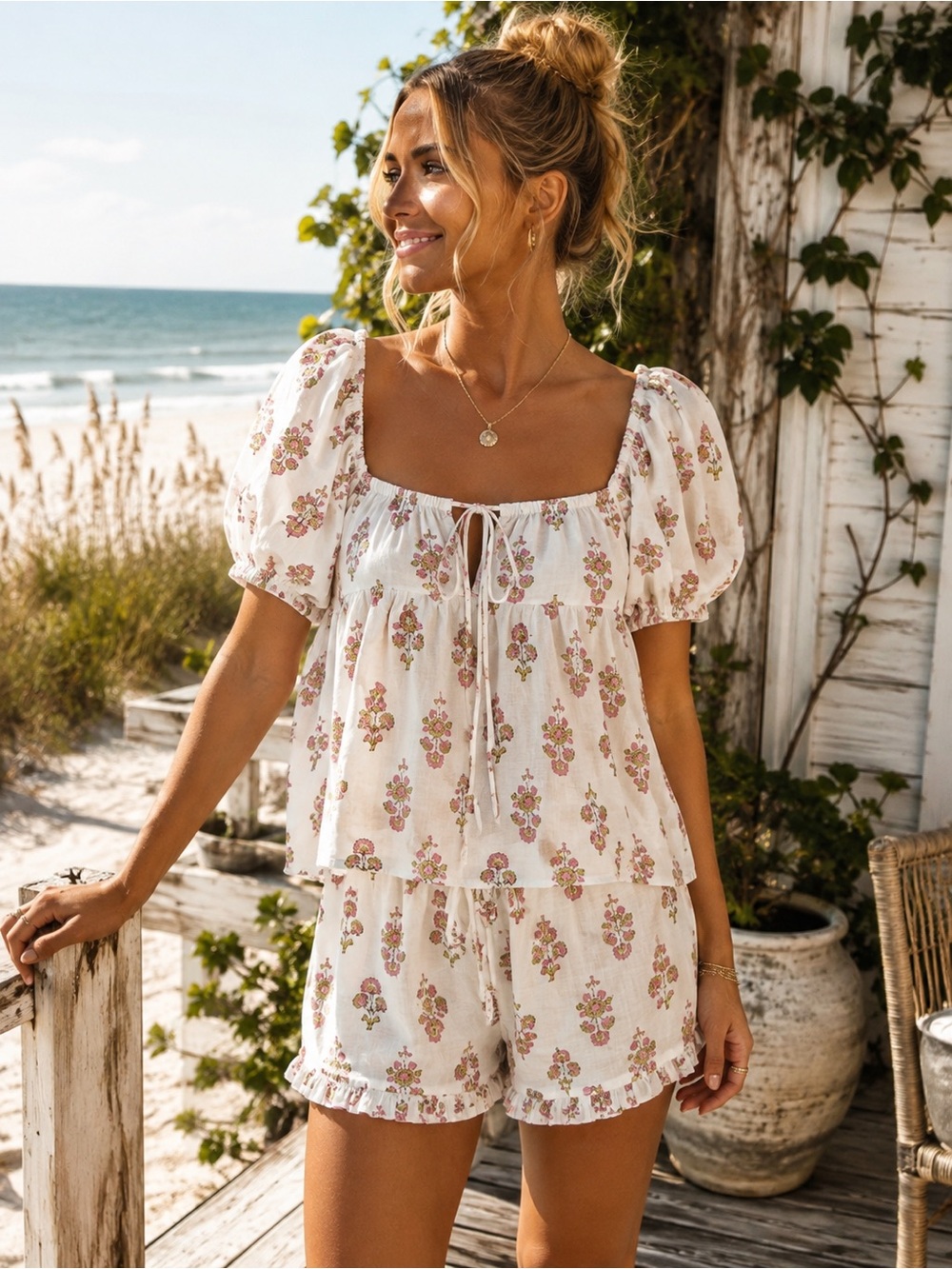 Women’s Medium Ivory Pink Floral Puff Sleeve Top Ruffle Shorts 2 Piece Set Boho
